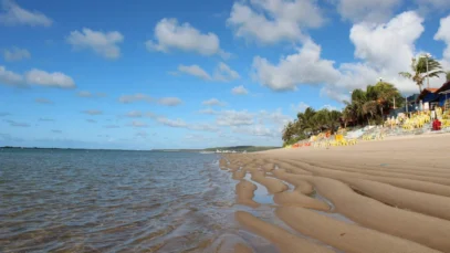 Descubra as maravilhas das praias de Barra de São Miguel e Maceió
